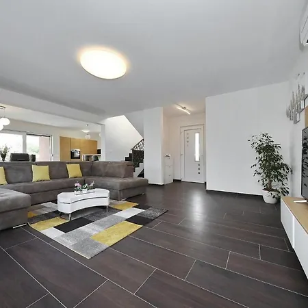 Casa de Férias Angelina Nin