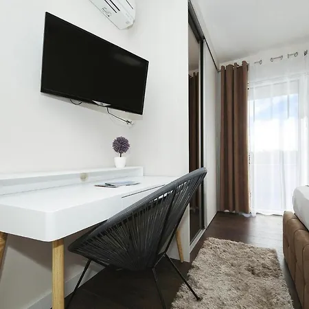 Angelina Holiday home *